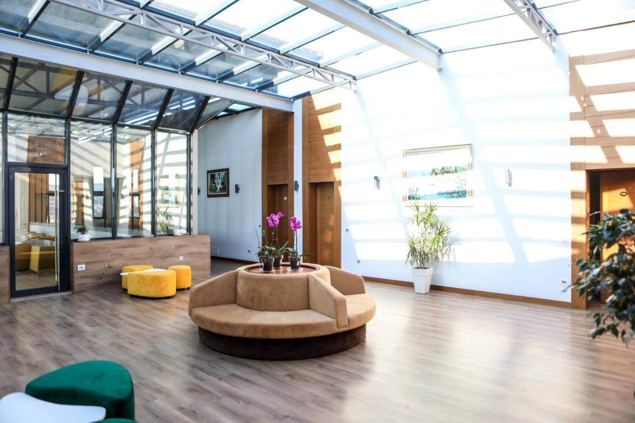 Golden Ring Resort Farke e Madhe エクステリア 写真